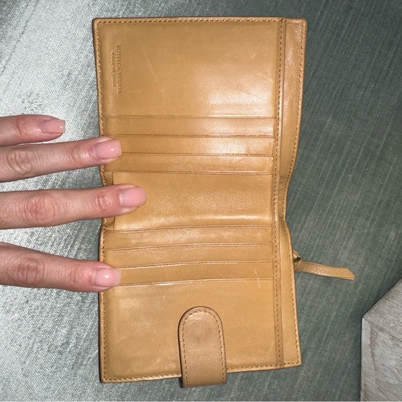 Bottega Veneta Brown Intrecciato Leather French Flap Wallet - Picture 3 of 4